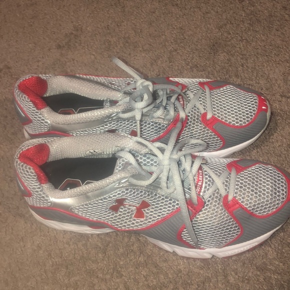 Under Armour sneakers - Picture 3 of 3